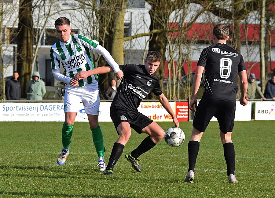 (Foto)Verslag: Vv Dokkum Vergeet Zichzelf Te Belonen 3 Slotoffensief - DSC 0859
