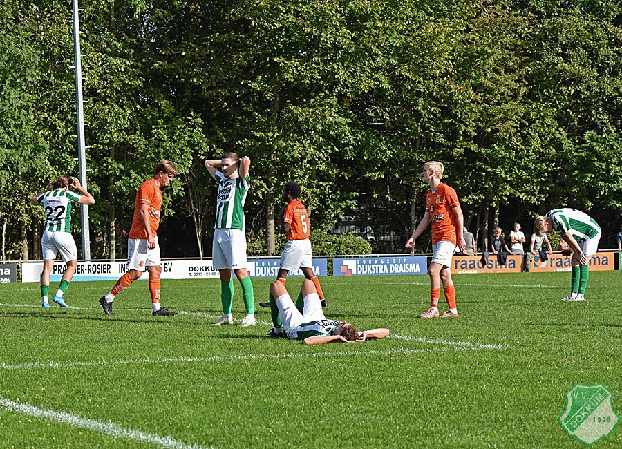 Dokkum Vergeet Zichzelf Te Belonen 9 Slotoffensief - DSC 1048