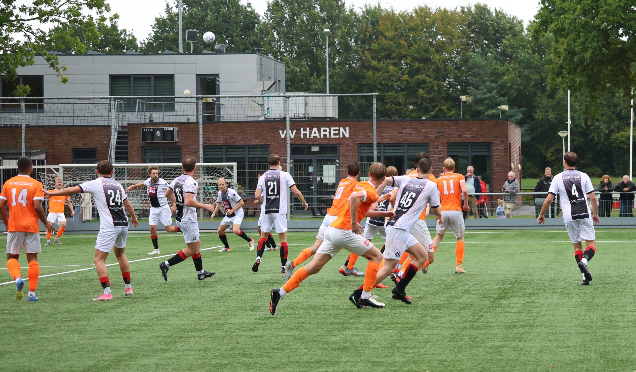 Vv Kollum Laat Het In De 1E 20 Minuten Liggen Tegen Vv Gorecht 8 Slotoffensief - JM2A8649 scaled