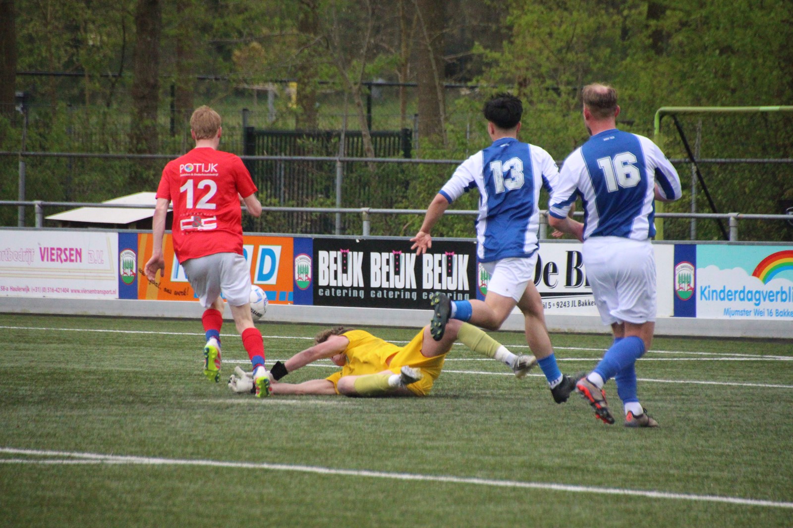 Bakkeveen – ONB gestaakt (2-2), door blessure scheidsrechter