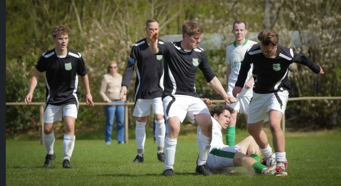 Oldemarkt is niet zichzelf, maar wint uiteindelijk wel overtuigend van Old Forward, door laatste kwa