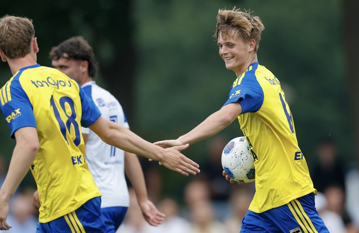 Cambuur-talent Wessel van der Goot uit Lemmer maakt Eredivisiedebuut
