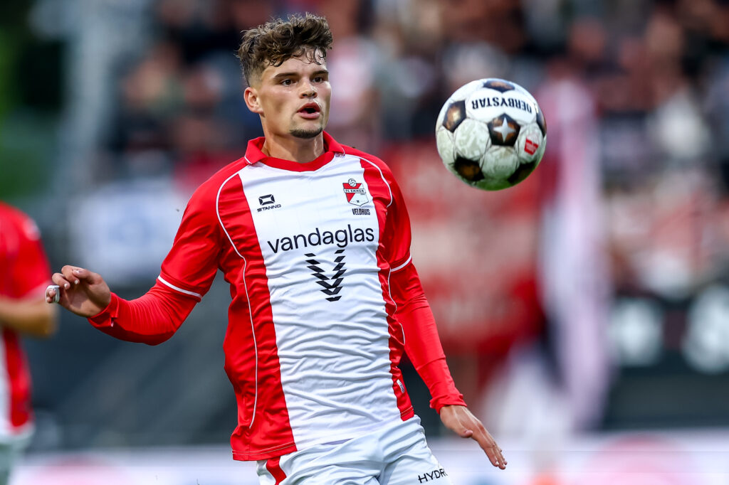 Fries Duo Maakt Indruk Bij Foutloos Fc Emmen 1 FC Emmen - Jong AZ