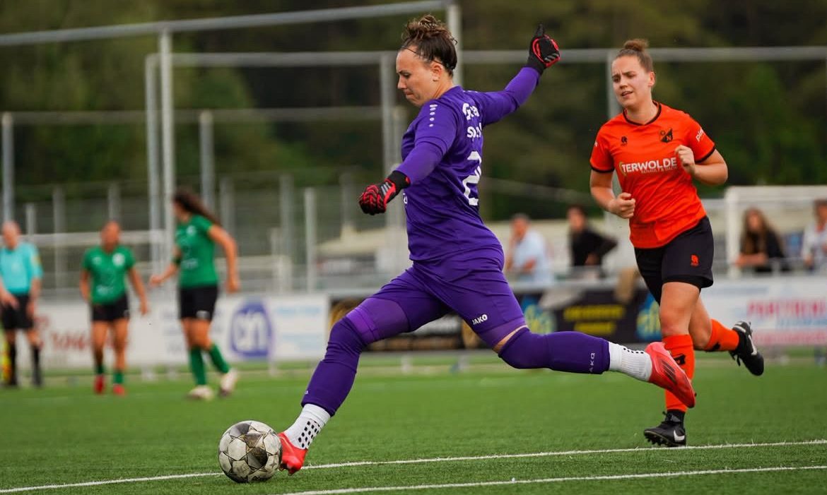 De Voorbeschouwing: De Drie Friese Keepsters Aan Het Woord Over Titelkansen, Verwachtingen En Tegenstanders In 1B 2 Slotoffensief - WhatsApp Image 2026 09 16 at 19.42.11 1 edited