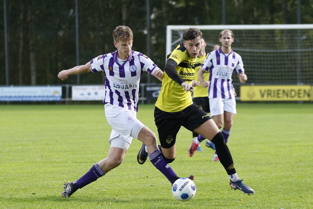 Toni Jonker Bovenaan Met Noordbergum Én Nicator: ‘Een Echte Voetballer Kan Overal Overal Met De Bal Overweg’ 2 Slotoffensief - 320470 1