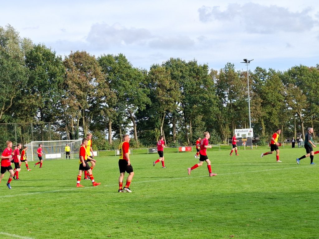 Donkerbroek doet zichzelf tekort, maar wint met 1-3 in Houtigehage